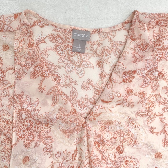 Chico's Flounce-Front Paisley Print Top/Blouse SZ 3 - Picture 5 of 14
